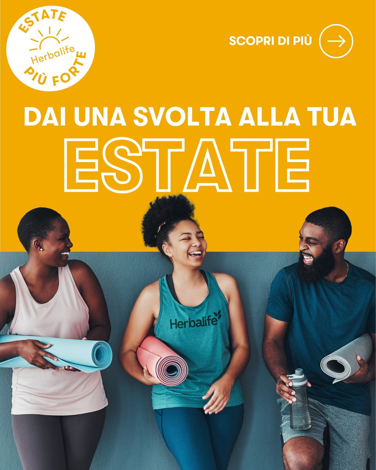 Tre persone con tappetini da allenamento in una fotografia ufficiale Herbalife Italia dedicata alle abitudini estive